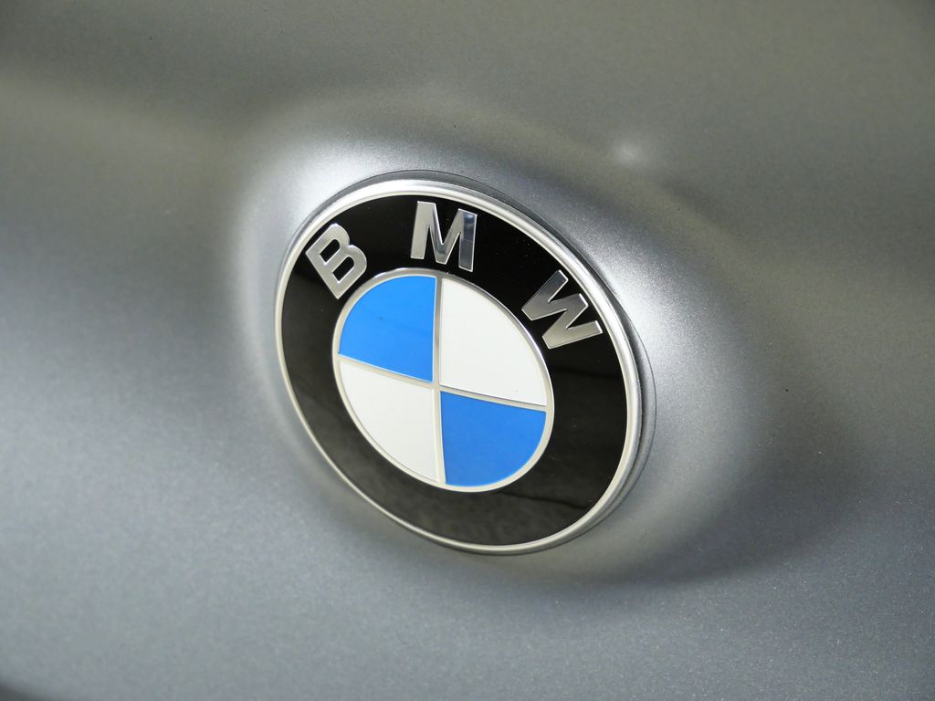 Thumbnail: 2024 BMW M8 - 12