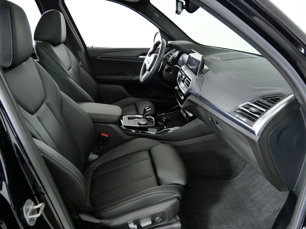 Thumbnail: 2024 BMW X3 - 24