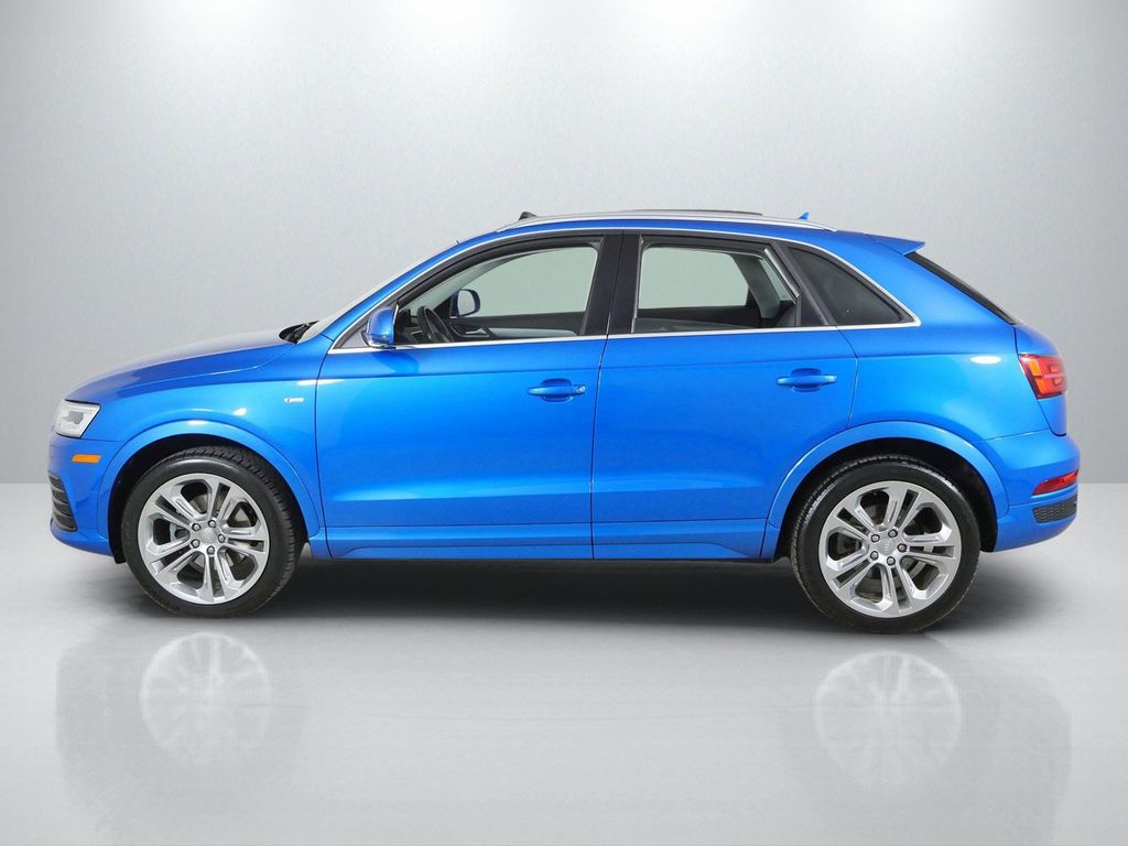Thumbnail: 2017 Audi Q3 - 16