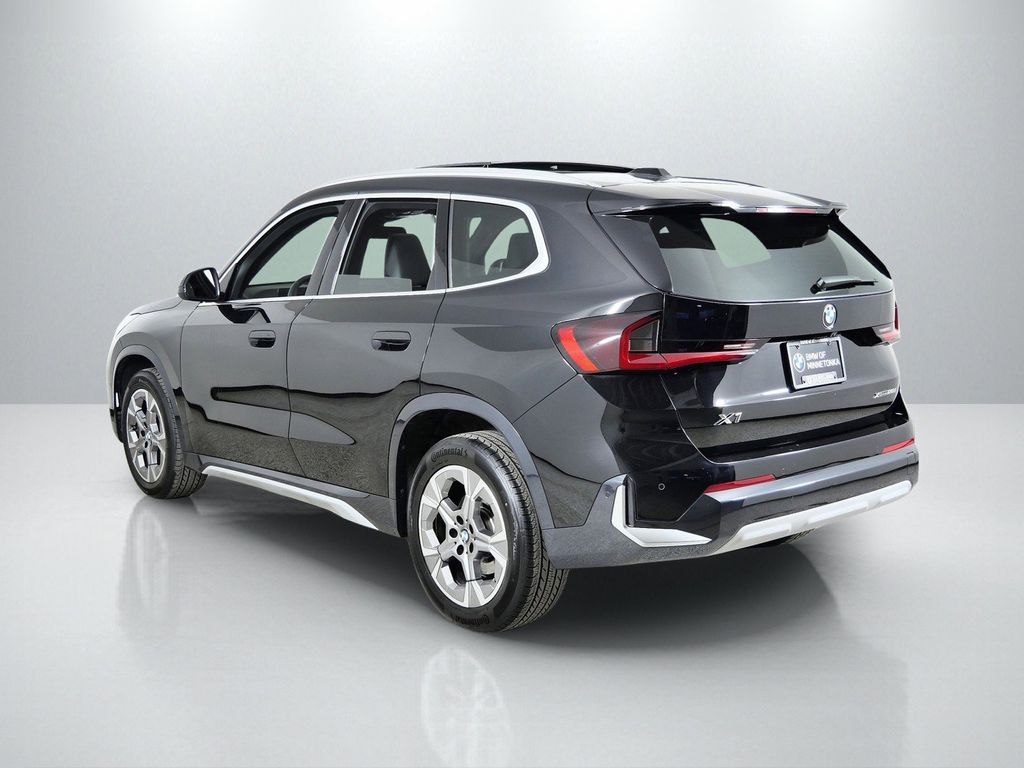 Thumbnail: 2025 BMW X1 - 17