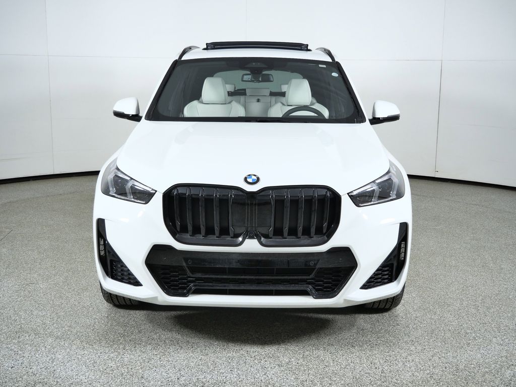 Thumbnail: 2026 BMW X1 - 2