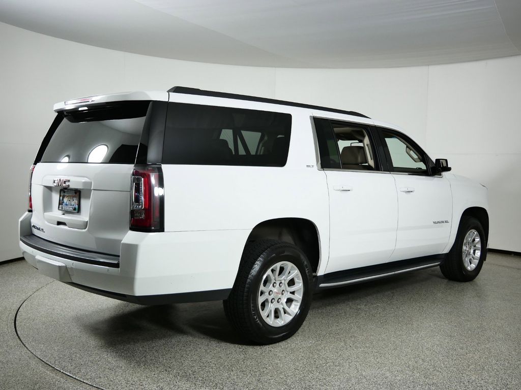 2019 GMC Yukon XL SLT 10