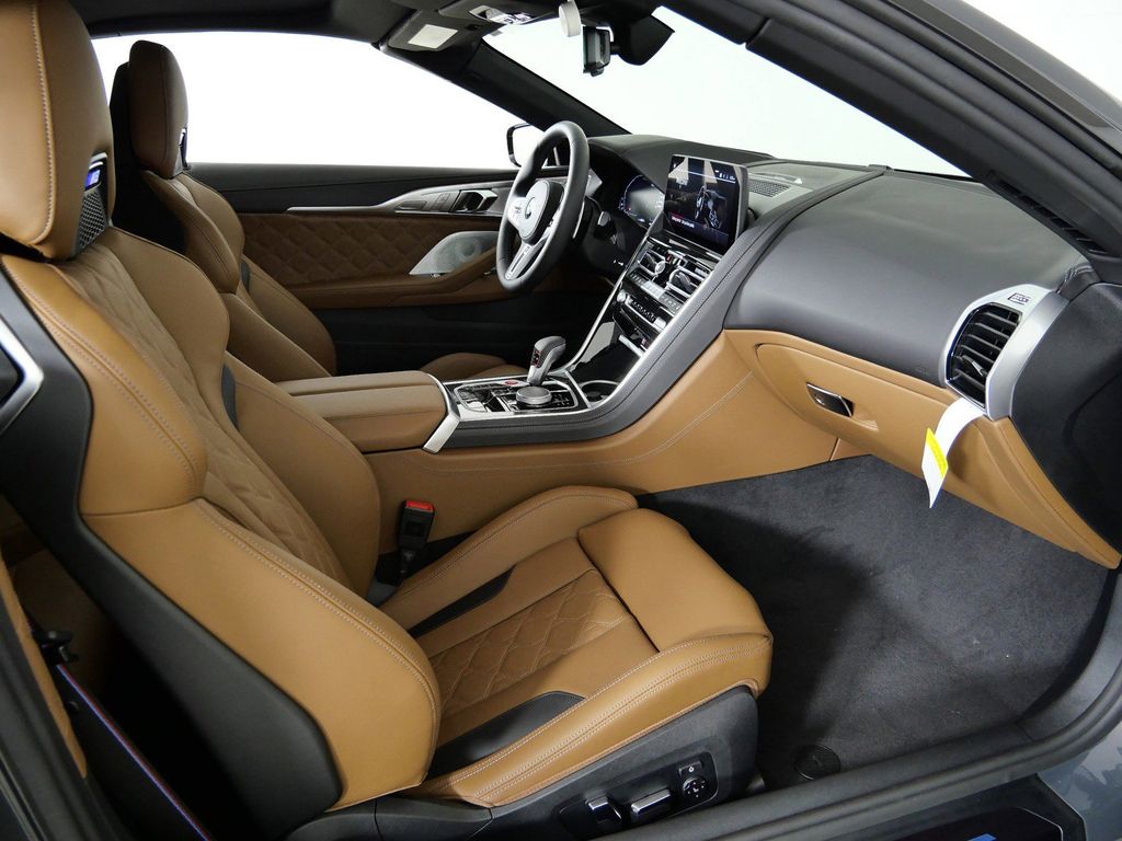 Thumbnail: 2025 BMW M8 - 20