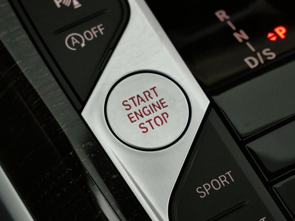 Thumbnail: 2023 BMW 3 Series - 50