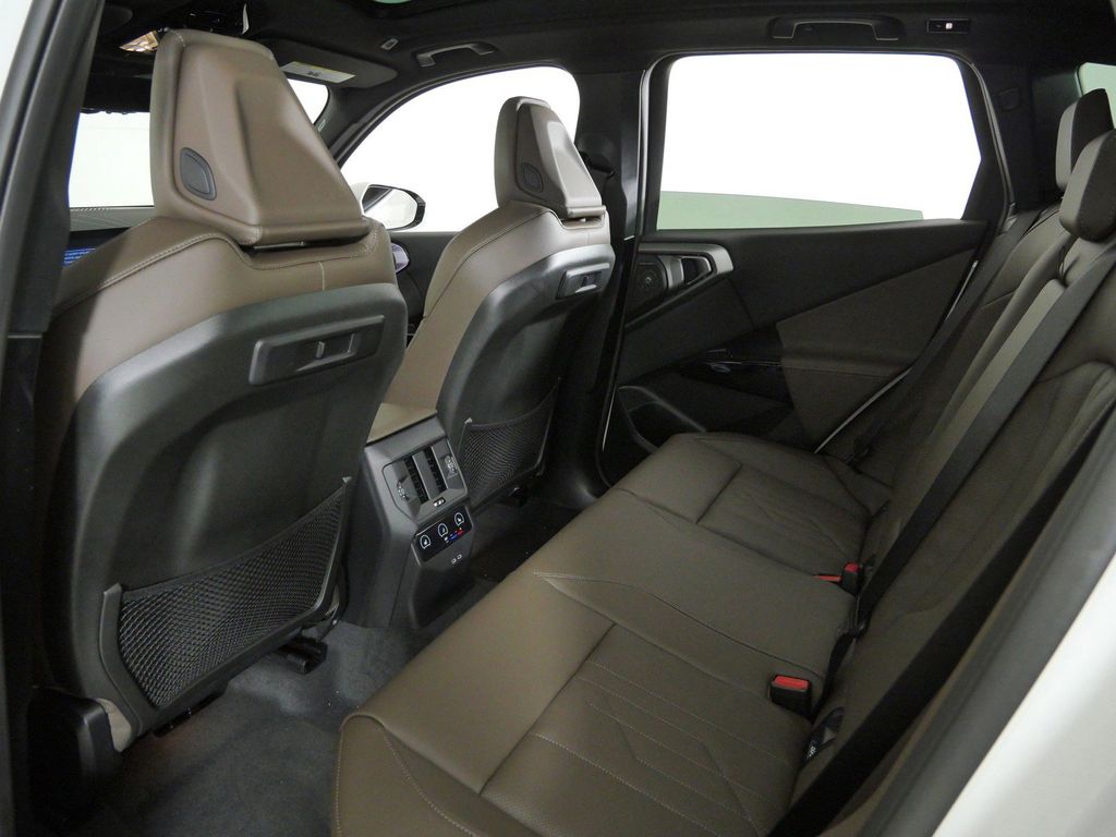 Thumbnail: 2026 BMW X3 - 30