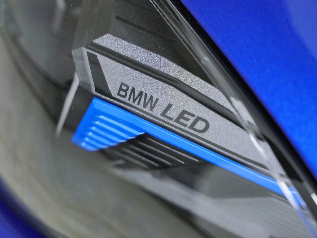 Thumbnail: 2026 BMW i4 - 4