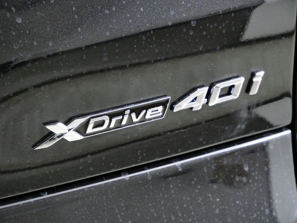 Thumbnail: 2026 BMW X5 - 12