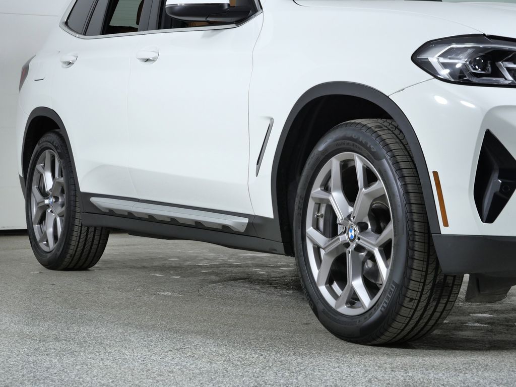 Thumbnail: 2023 BMW X3 - 8