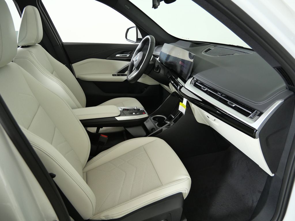 Thumbnail: 2026 BMW X1 - 20