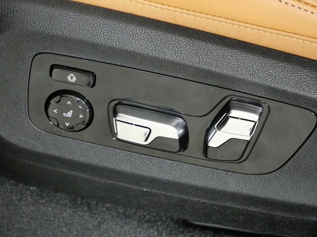 Thumbnail: 2026 BMW X5 - 39