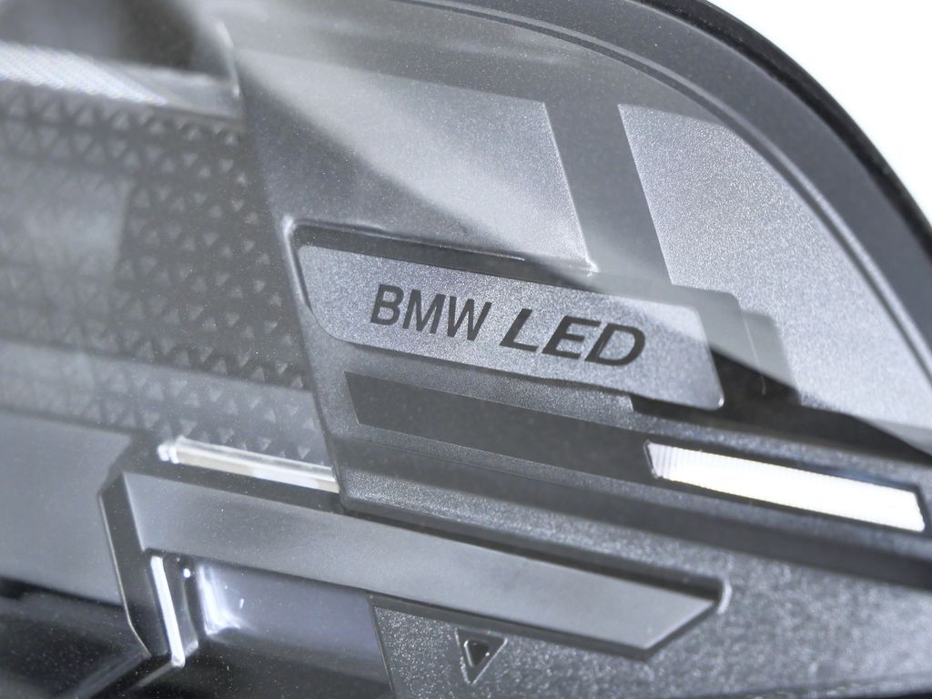 Thumbnail: 2026 BMW X5 - 4