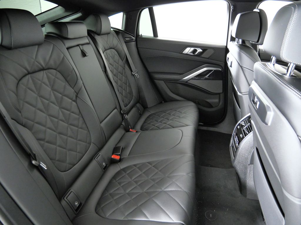 Thumbnail: 2026 BMW X6 - 27