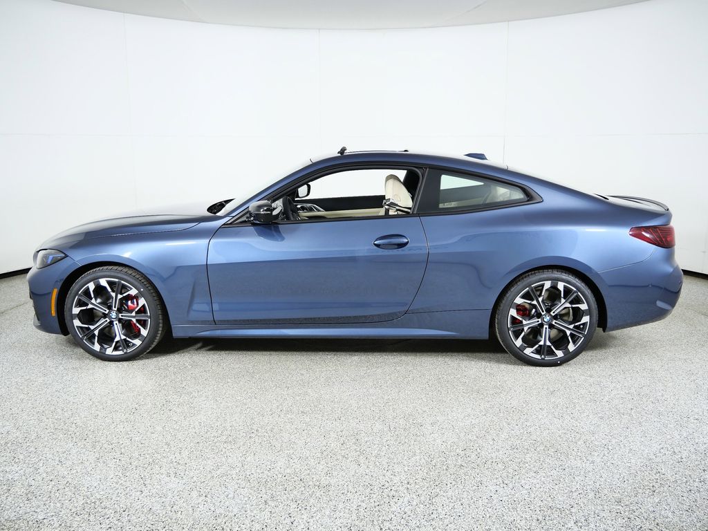 Thumbnail: 2026 BMW 4 Series - 15