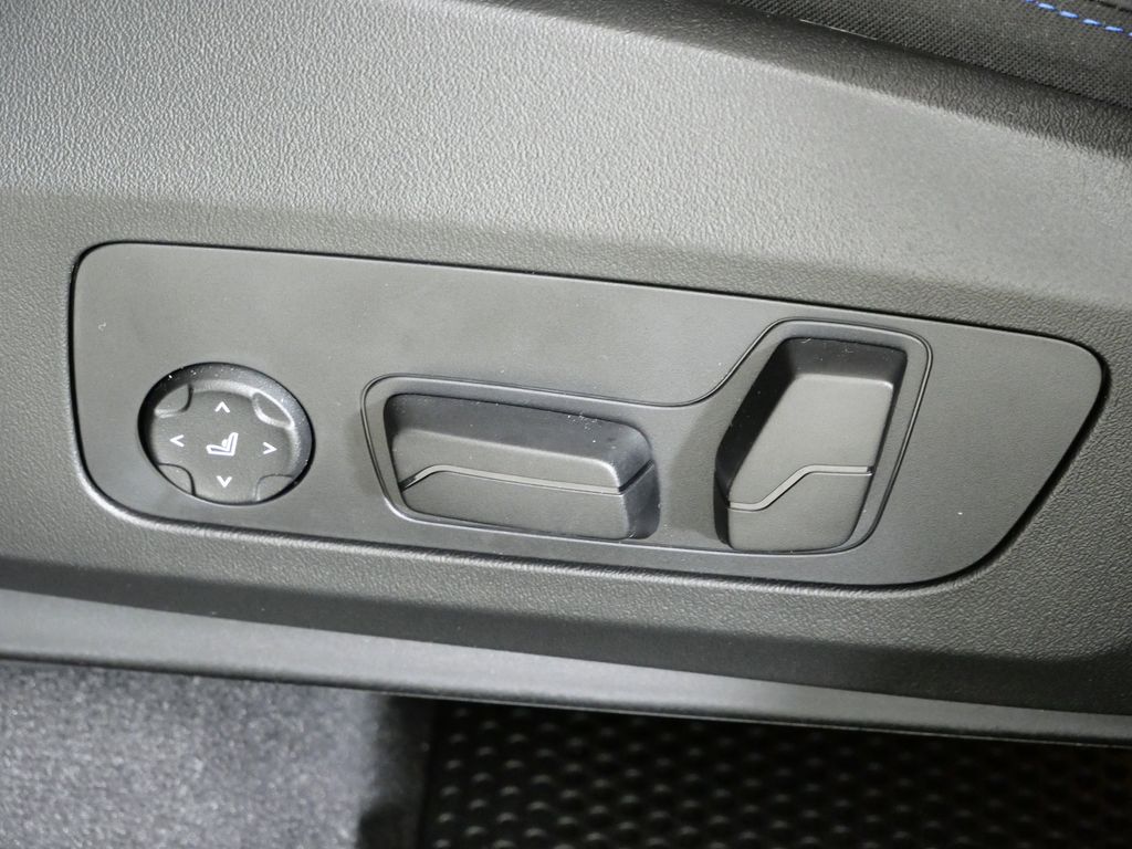 Thumbnail: 2026 BMW X1 - 37