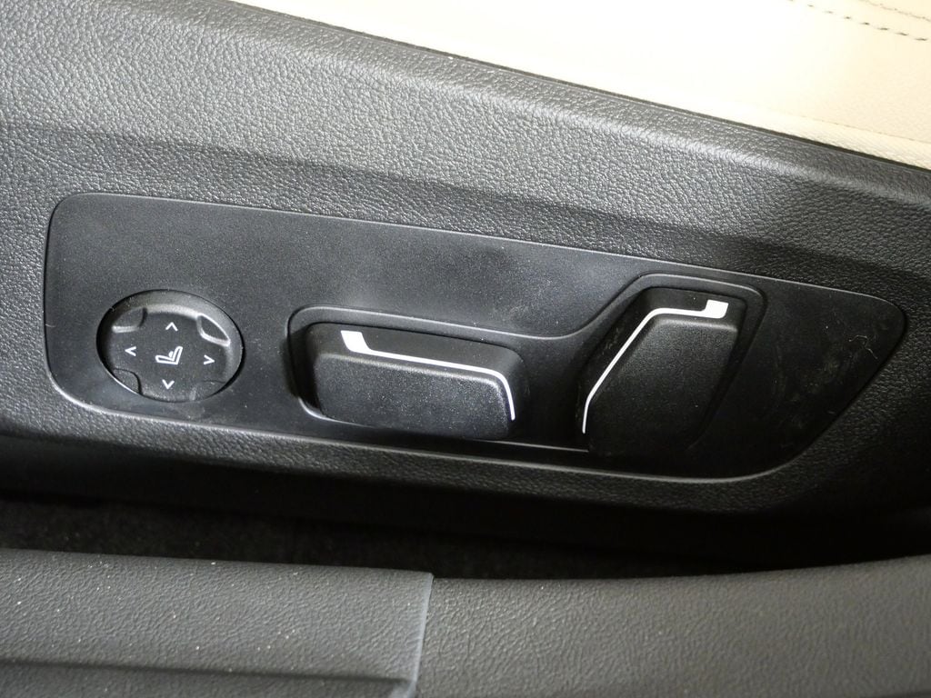 Thumbnail: 2026 BMW i4 - 38