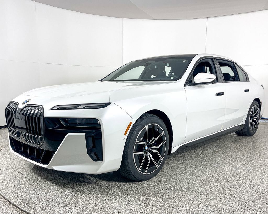 Thumbnail: 2025 BMW 7 Series - 1