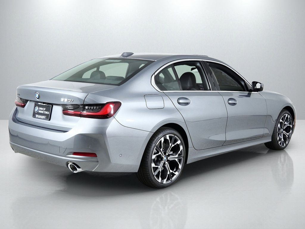 Thumbnail: 2026 BMW 3 Series - 9