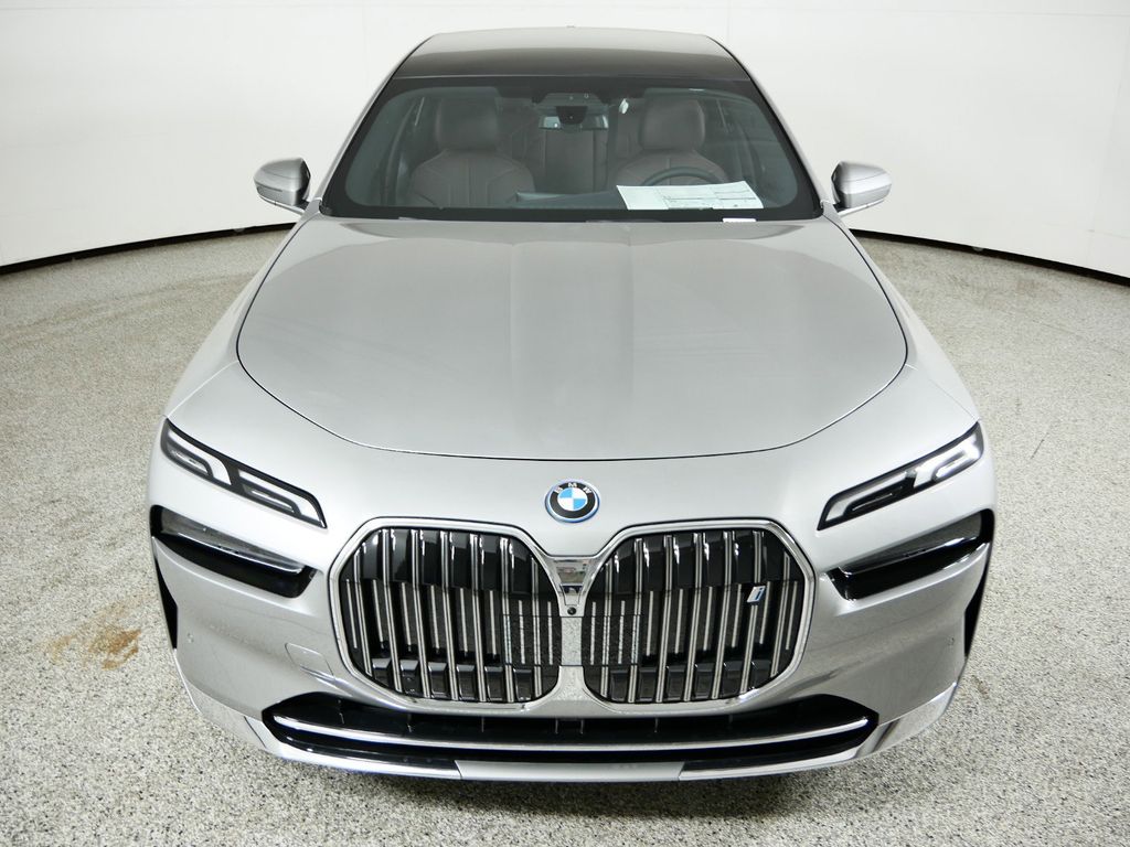 Thumbnail: 2024 BMW i7 - 15