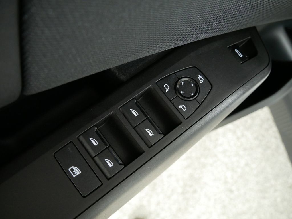 Thumbnail: 2025 BMW X3 - 33