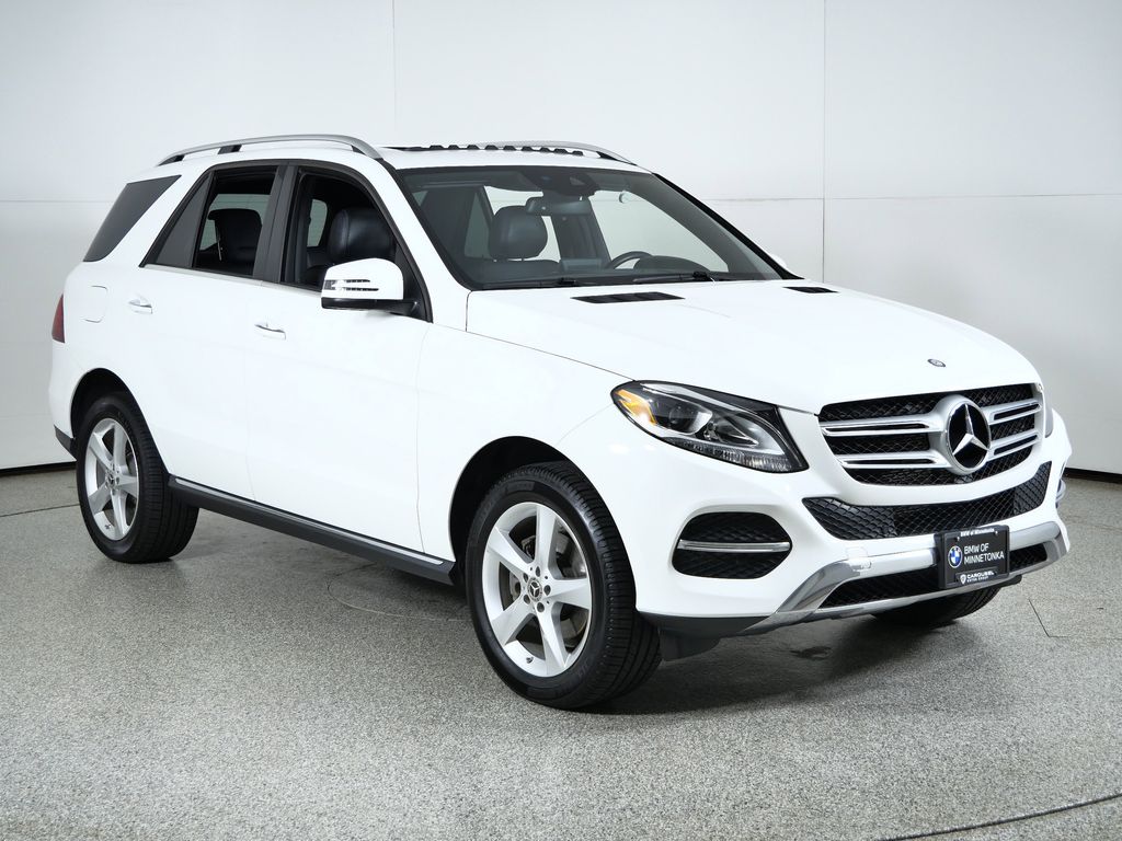 Thumbnail: 2017 Mercedes-Benz GLE - 8
