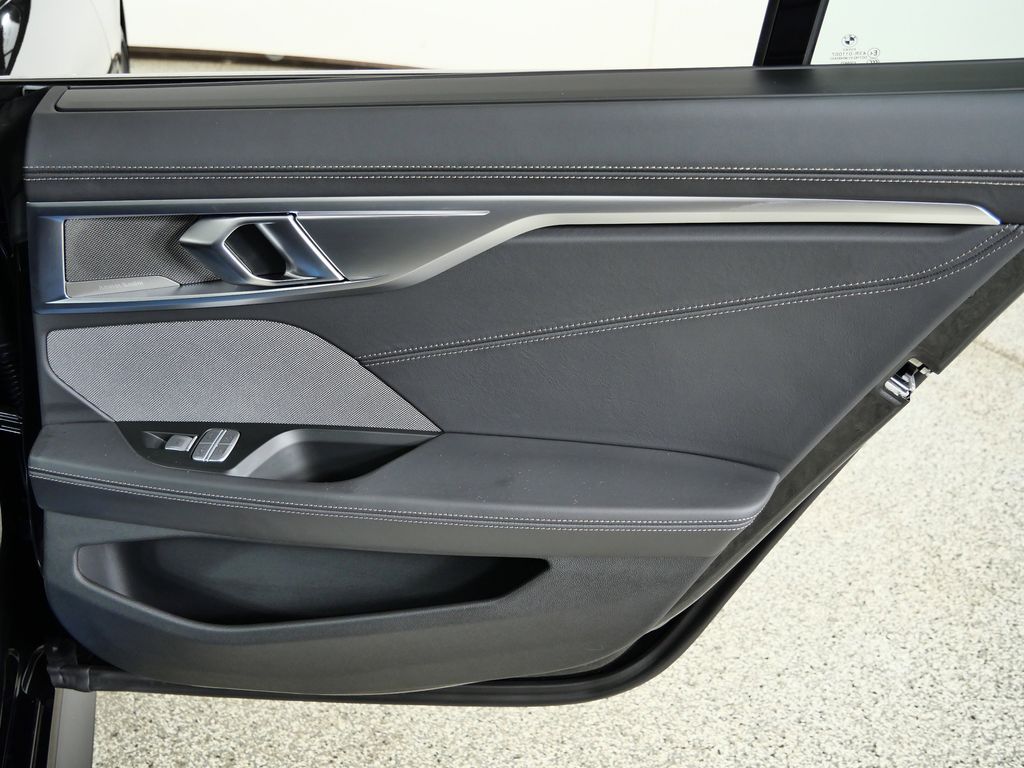 Thumbnail: 2026 BMW 8 Series - 25