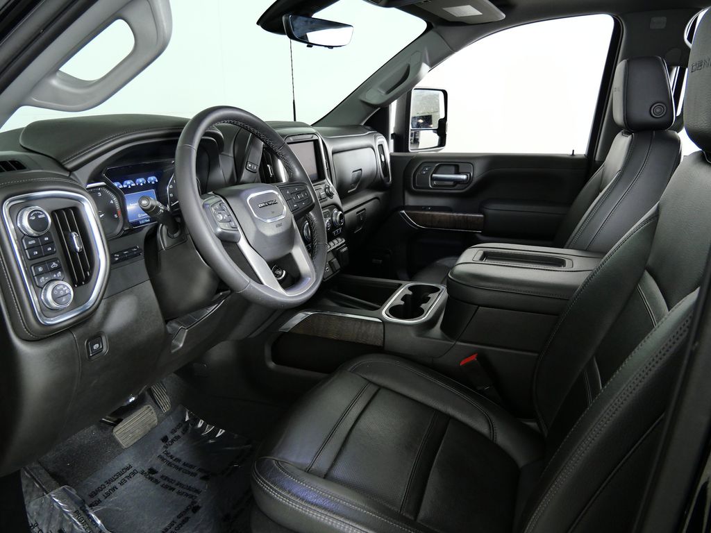 Thumbnail: 2022 GMC Sierra 2500 - 33