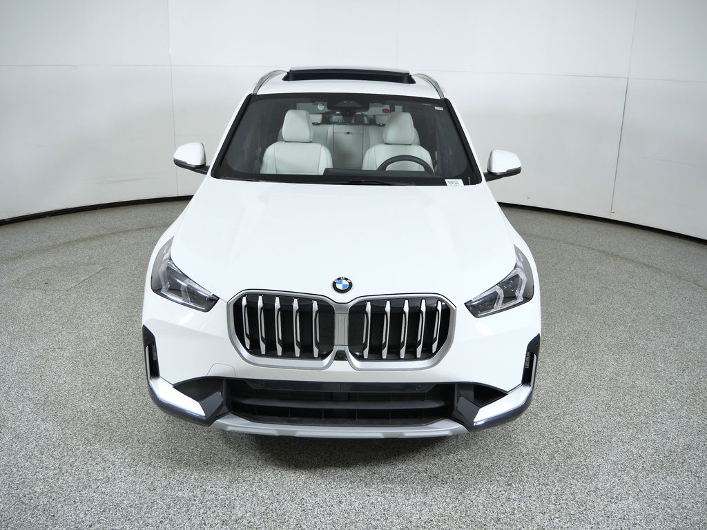 Thumbnail: 2026 BMW X1 - 16