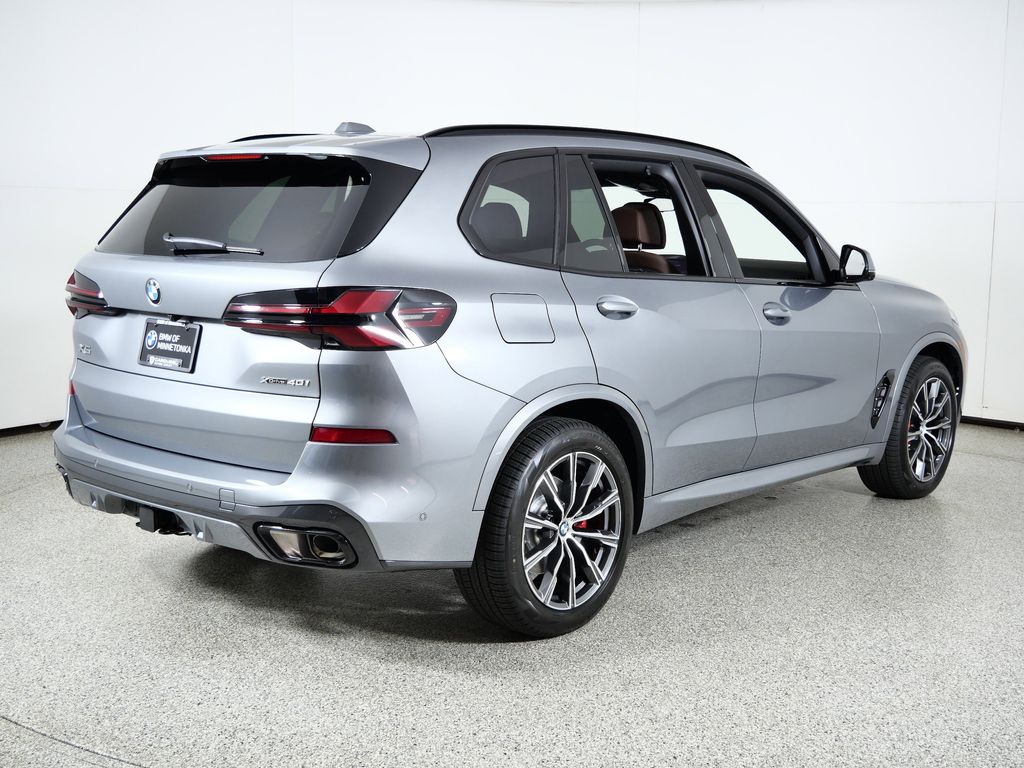 Thumbnail: 2026 BMW X5 - 9