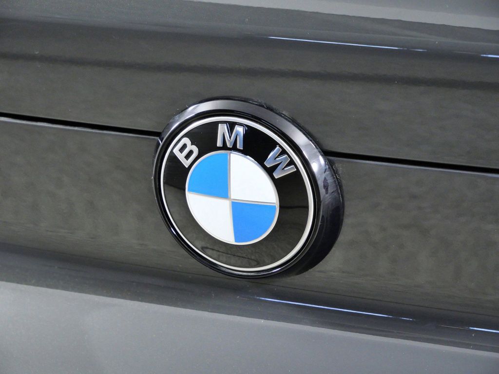 Thumbnail: 2026 BMW X6 - 11