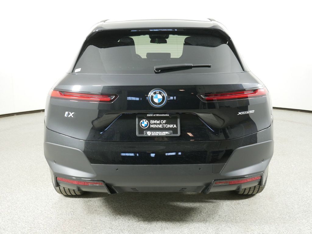 Thumbnail: 2025 BMW iX - 9