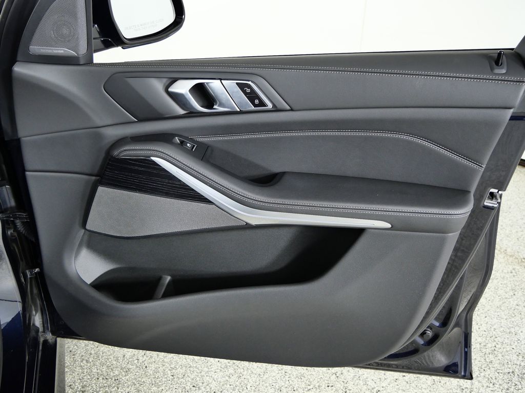 Thumbnail: 2024 BMW X5 - 23