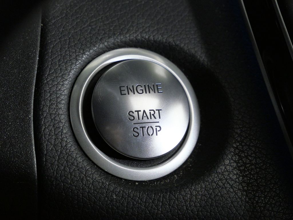 Thumbnail: 2019 Mercedes-Benz GLC - 45