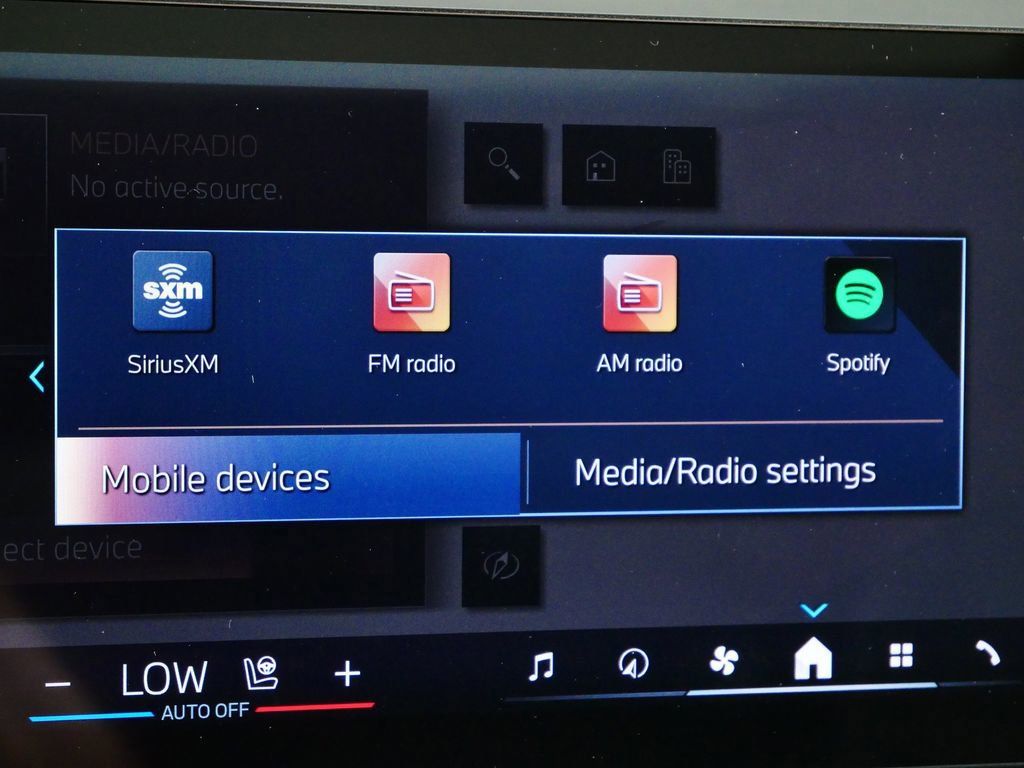 Thumbnail: 2026 BMW X5 - 49