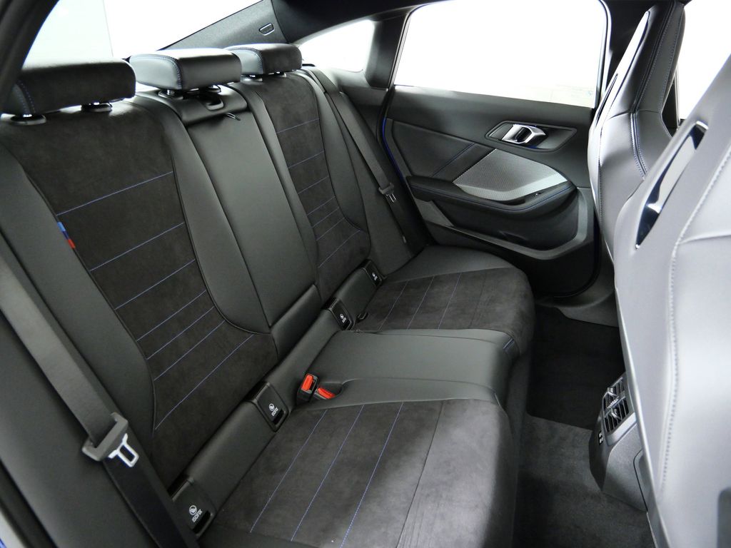 Thumbnail: 2026 BMW 2 Series - 26