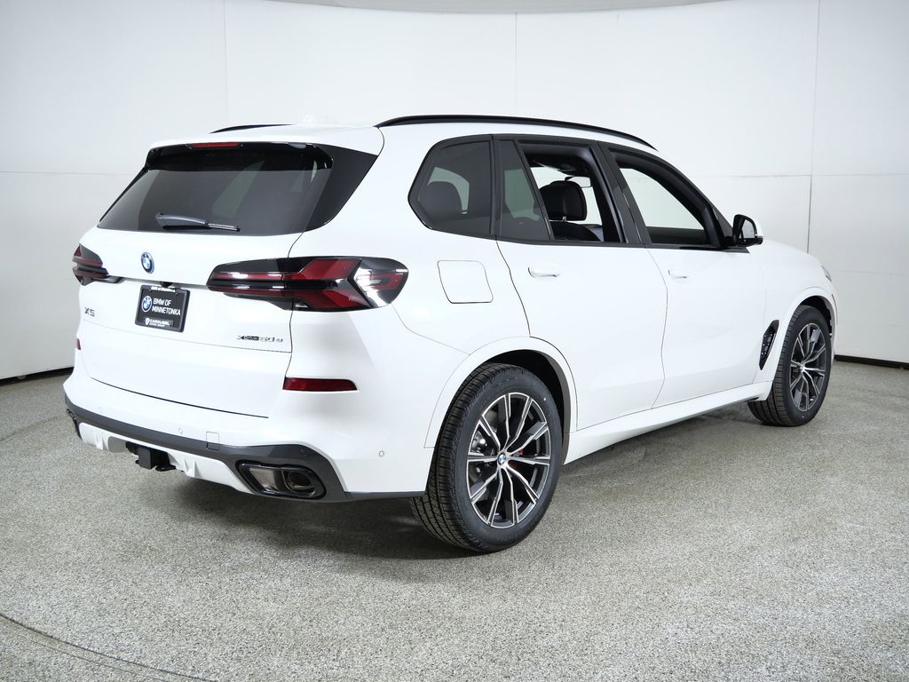 Thumbnail: 2026 BMW X5 - 9
