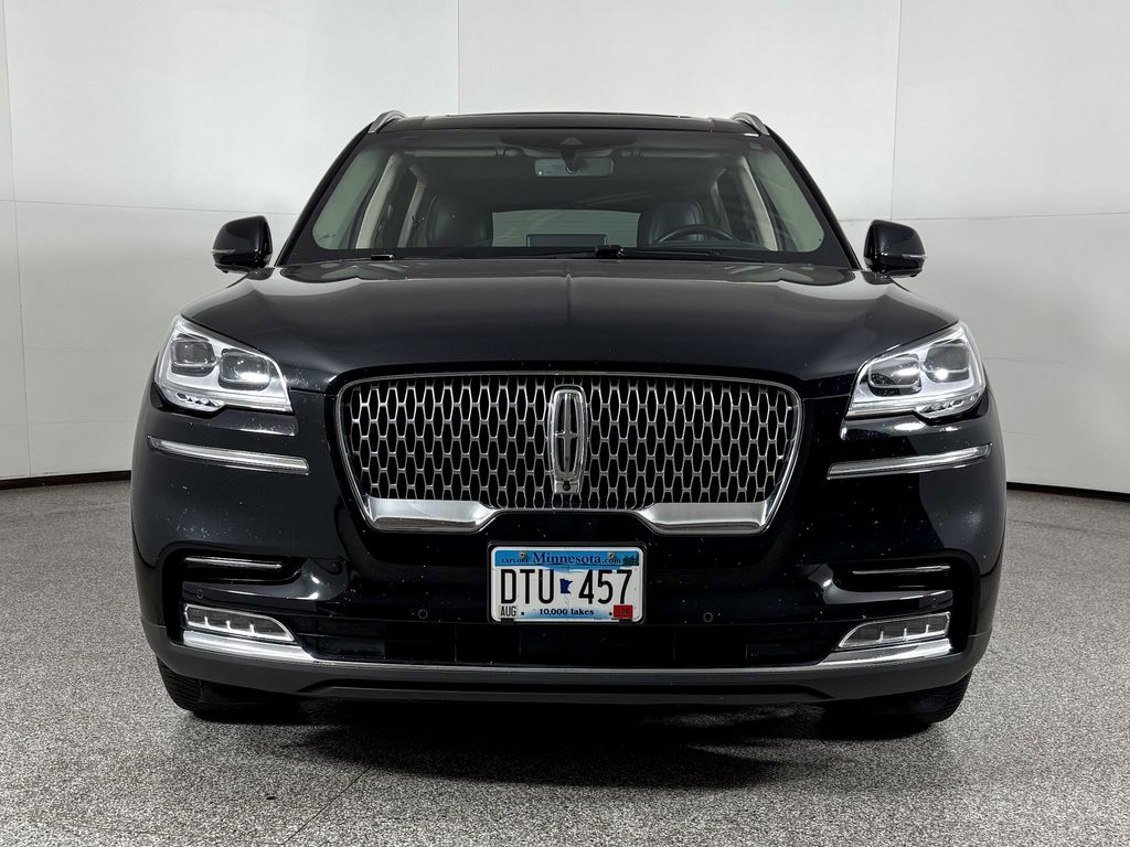 Thumbnail: 2020 Lincoln Aviator - 3