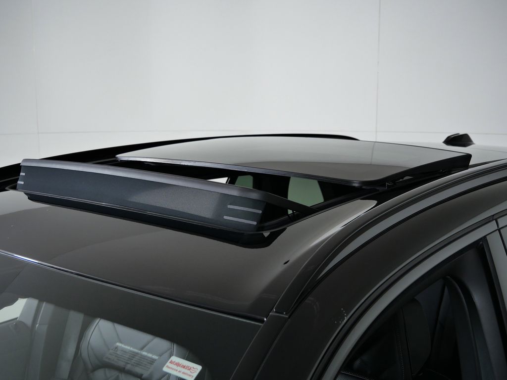 Thumbnail: 2026 BMW X5 - 18