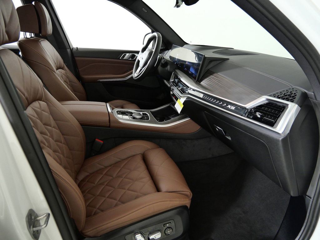 Thumbnail: 2026 BMW X5 - 20