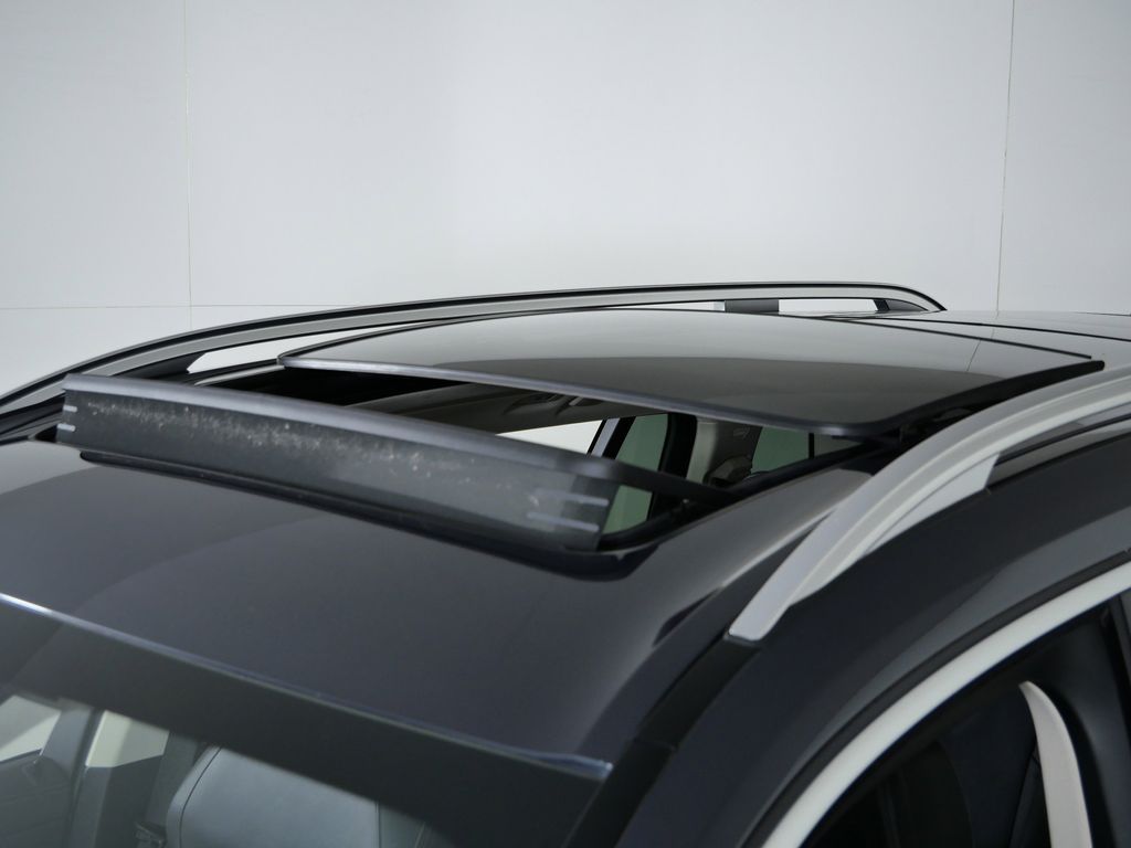 Thumbnail: 2022 BMW X7 - 19