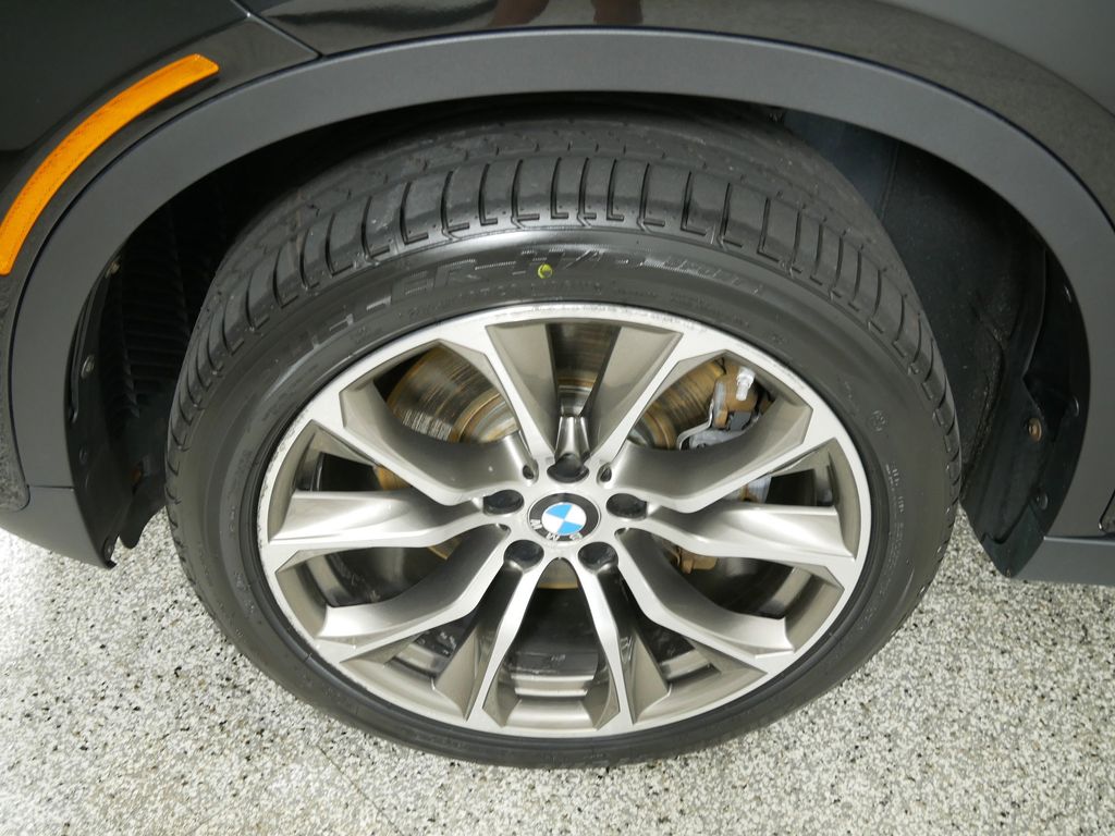 Thumbnail: 2016 BMW X6 - 19