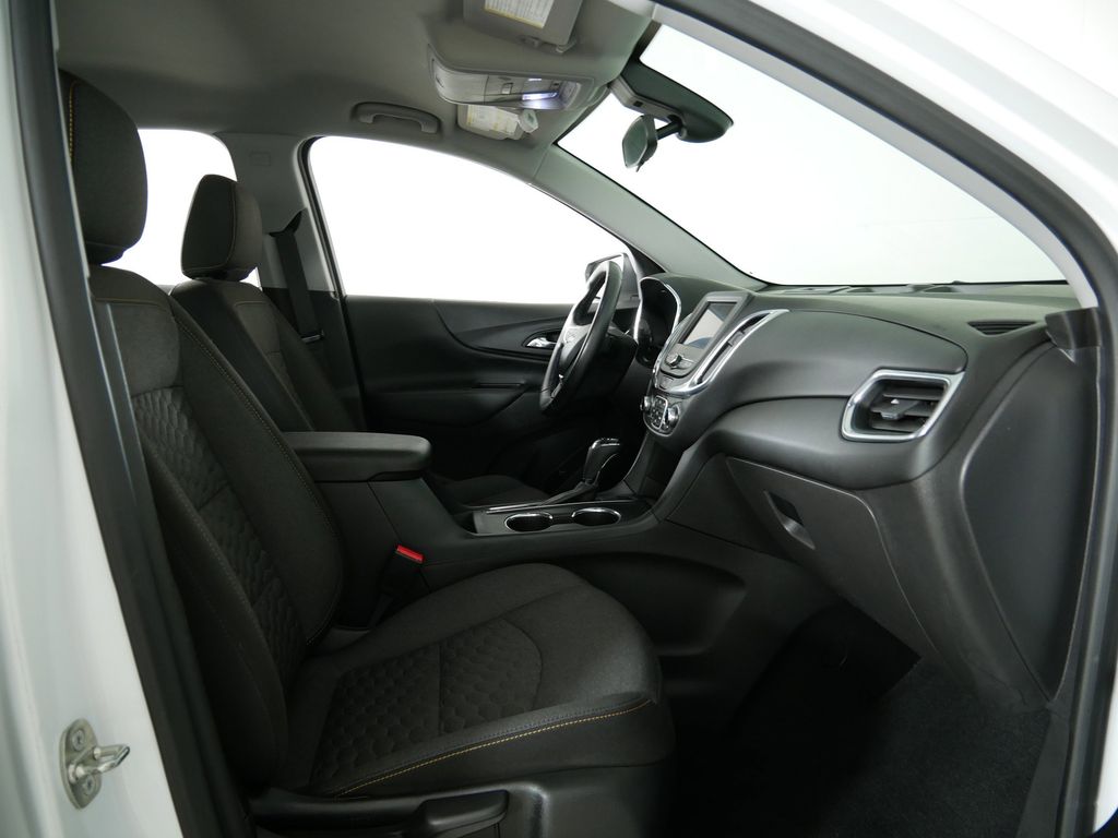 2020 Chevrolet Equinox LT 19