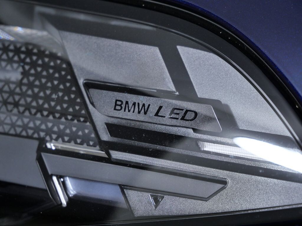 New 2026 BMW X6 xDrive40i SUV