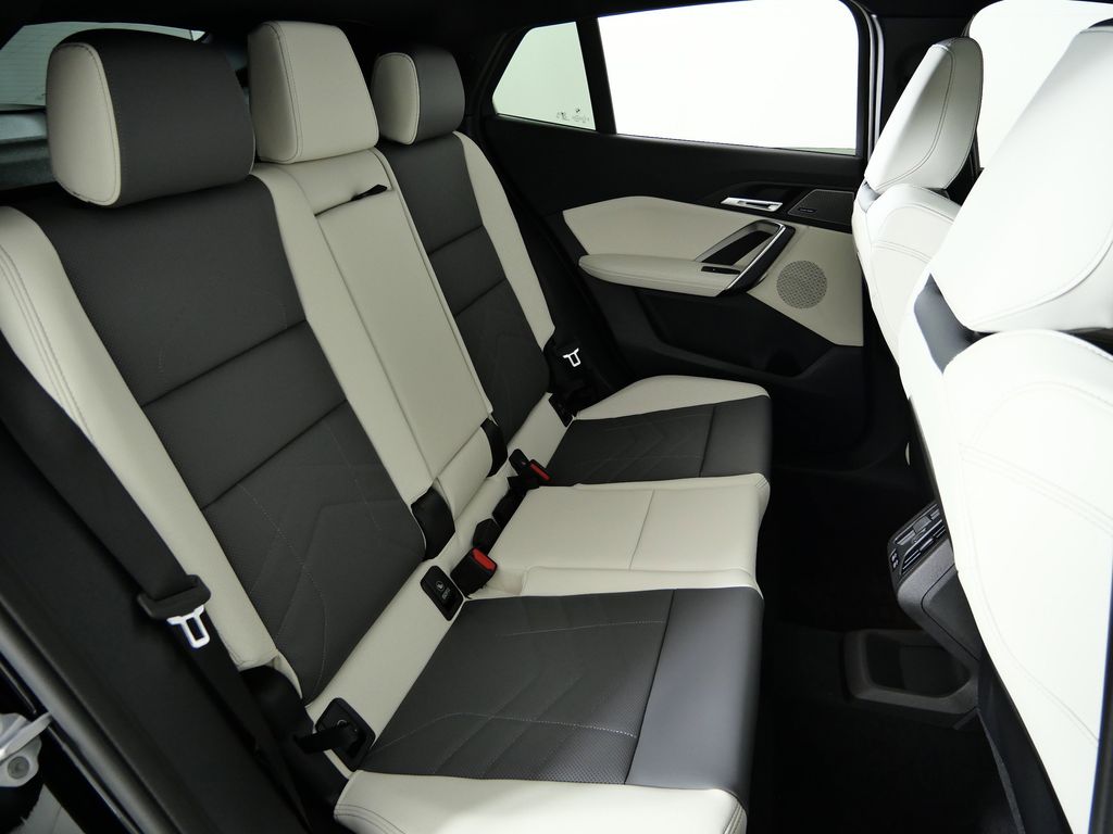 Thumbnail: 2026 BMW X2 - 26