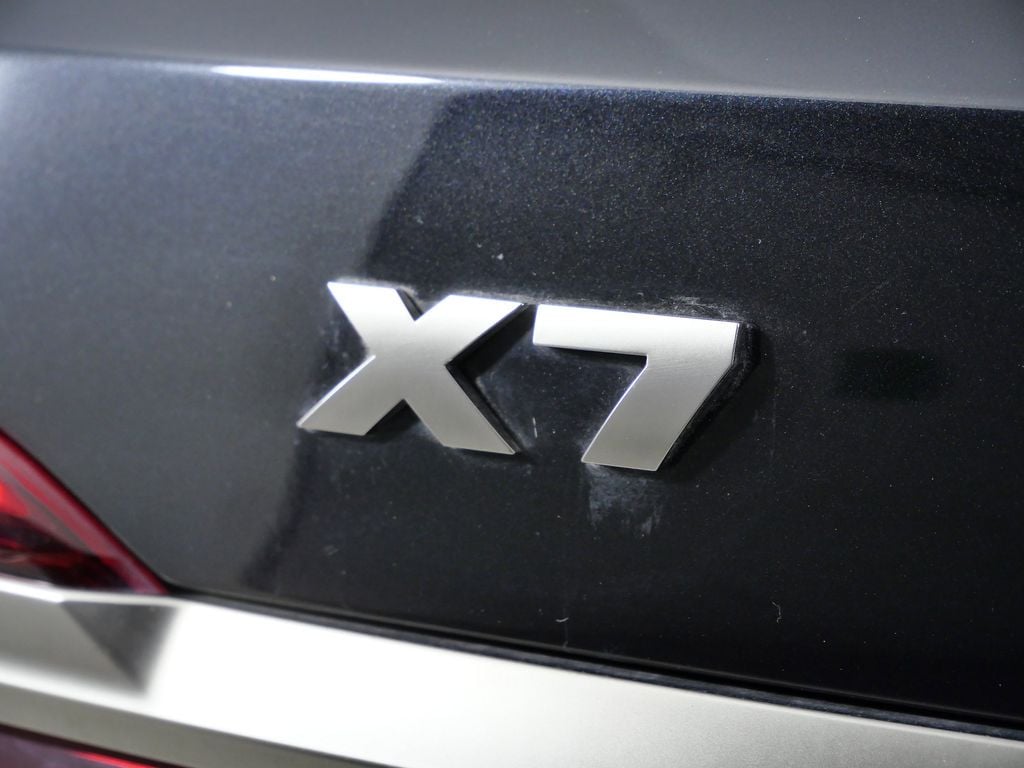 Thumbnail: 2020 BMW X7 - 14