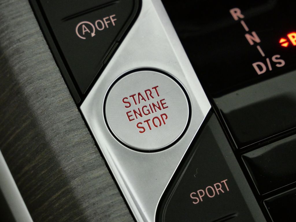 Thumbnail: 2025 BMW 4 Series - 43