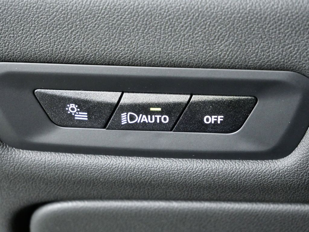 Thumbnail: 2026 BMW X5 - 42