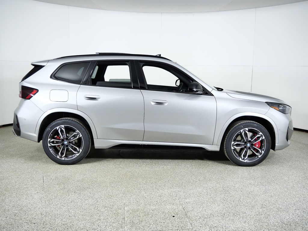 Thumbnail: 2026 BMW X1 - 8