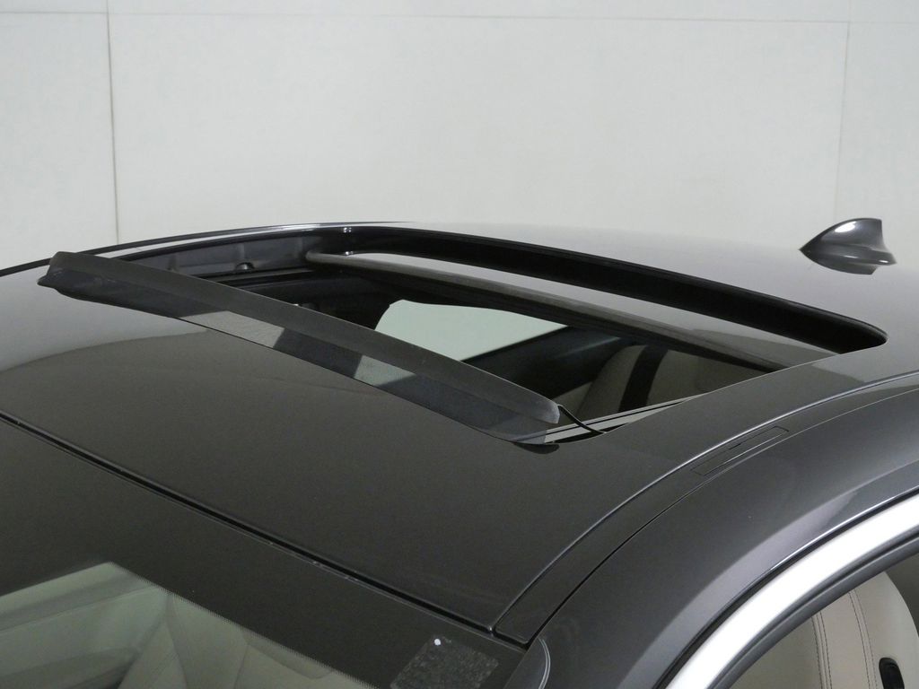 Thumbnail: 2021 BMW 4 Series - 17