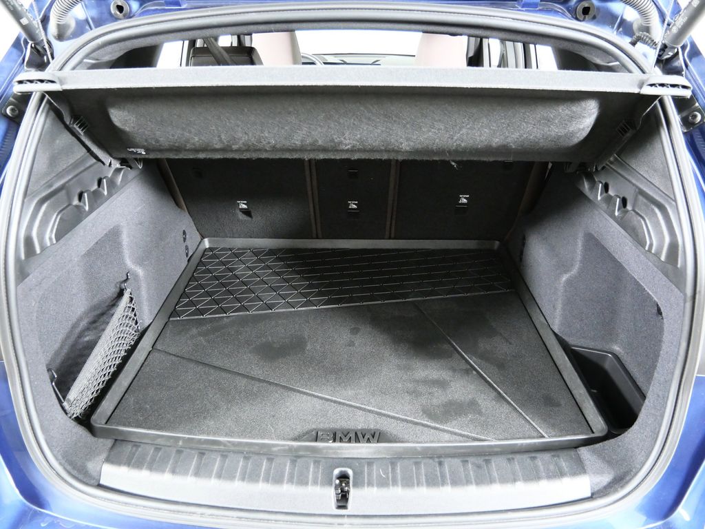 Thumbnail: 2025 BMW X1 - 31