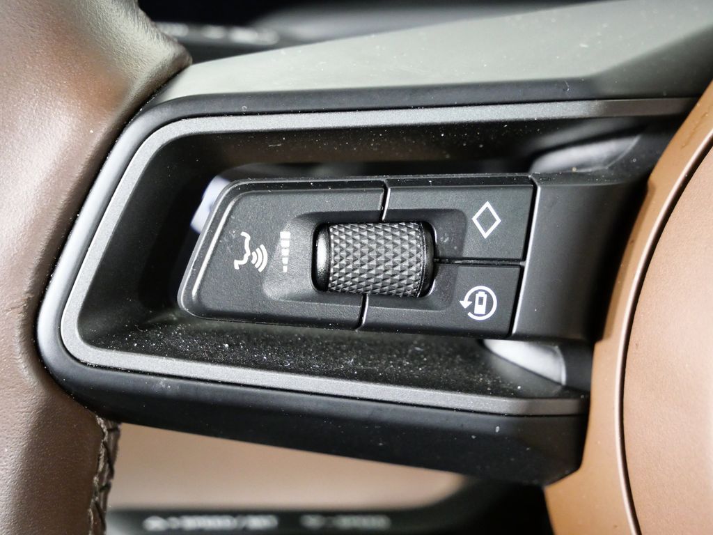 Thumbnail: 2024 Porsche Taycan - 40